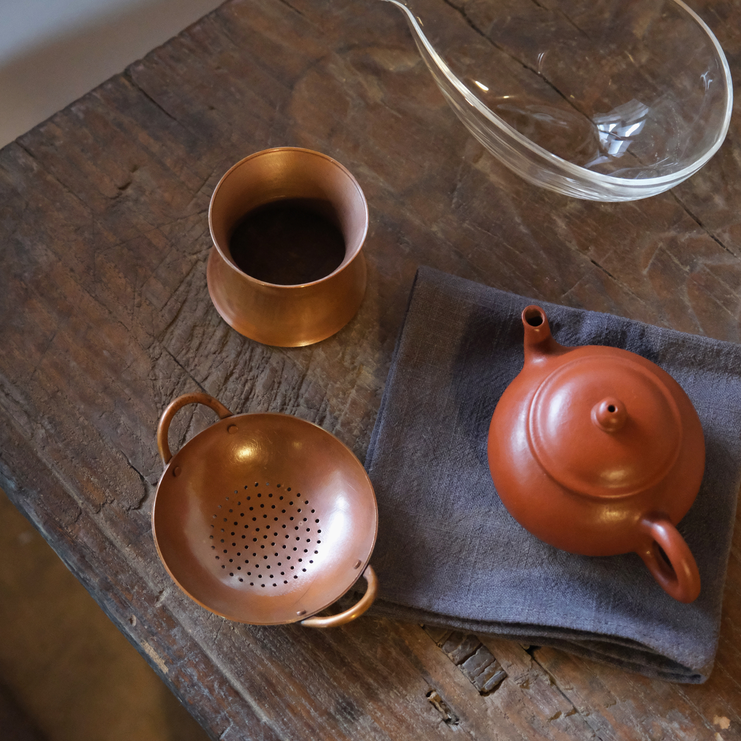 紫铜双耳小锅子茶滤 手工纯铜烤色茶漏茶滤架茶道创意可爱小摆件 - 图0