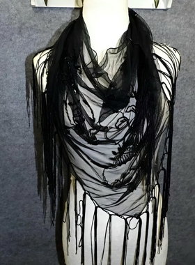 黑色蕾丝三角披肩旗袍礼服搭配
