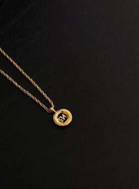 莲娜丽姿Nina Ricci金银字母项链