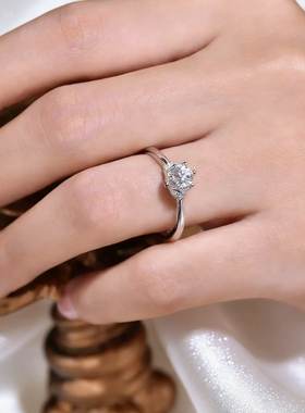 20【真爱加冕】简约六爪戒指培育莫桑求婚订婚戒