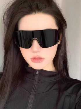 防风户外骑行眼镜女变色太阳镜