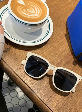 2024年新款白色框墨镜女