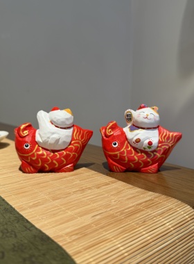 年年有余招财猫手工木雕小摆件卡通可爱办公室桌面装饰品喜庆礼物