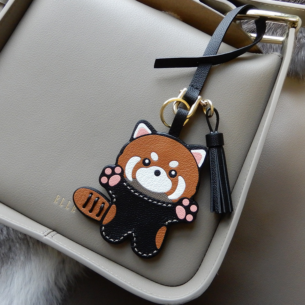 小浣熊挂饰小熊猫包挂钥匙扣纯手工法羊真皮卡通可爱生日礼物定制,淘宝优惠券,粉丝福利购,淘宝优惠卷