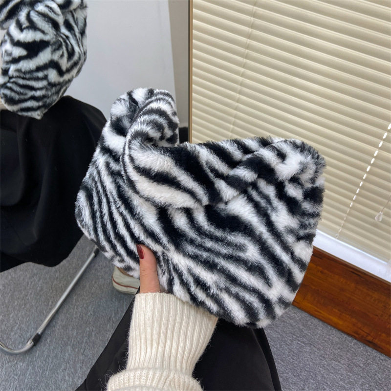 咖色豹纹毛绒小包包女时尚网红百搭毛毛手拎包单肩手提包小方包冬,淘宝优惠券,粉丝福利购,淘宝优惠卷