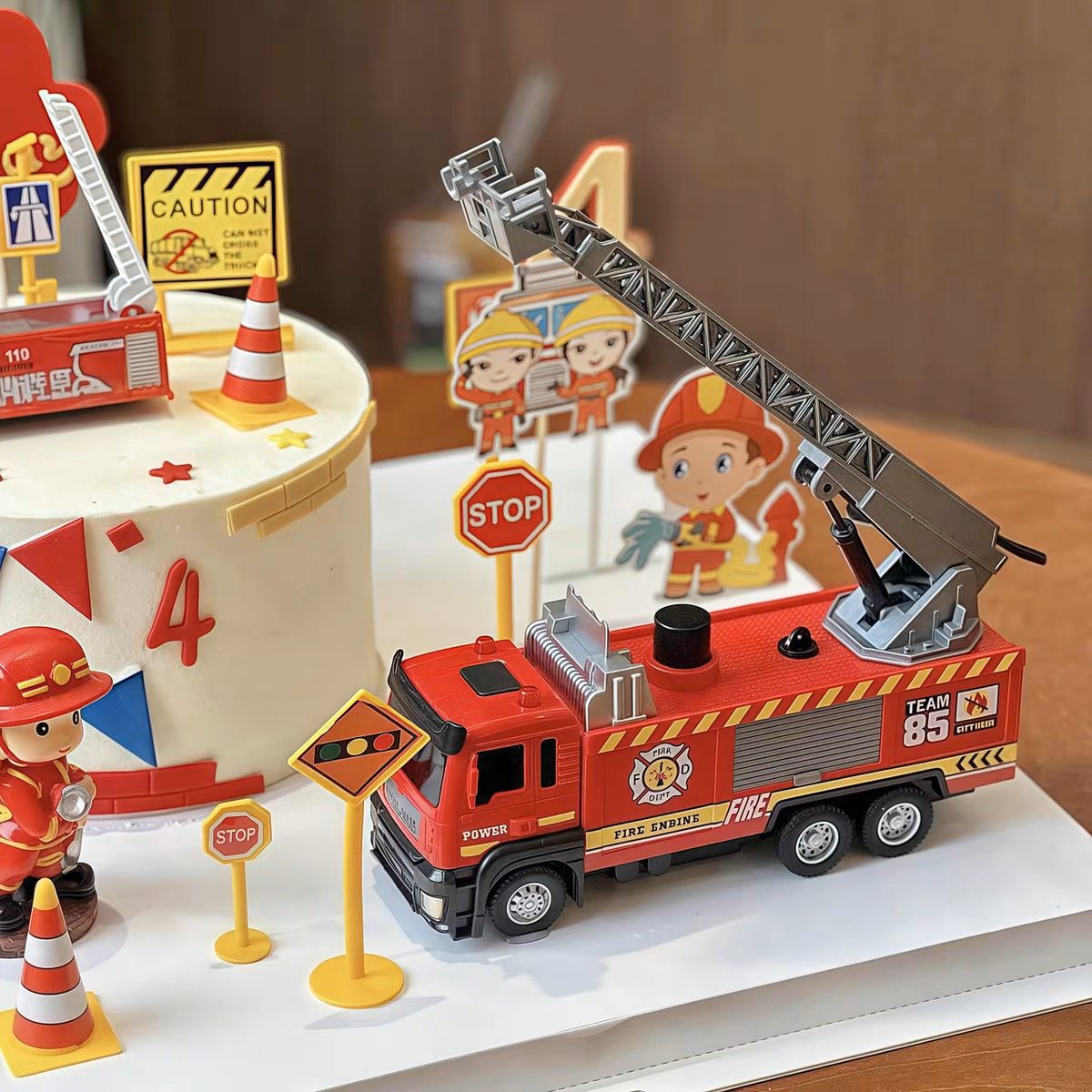 消防主题蛋糕装饰灭火云梯车消防车消防员儿童生日甜品装扮摆件,淘宝优惠券,粉丝福利购,淘宝优惠卷
