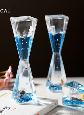 创意沙漏摆件宇i航员液体流沙解压油漏儿童房桌面装饰品生日小礼