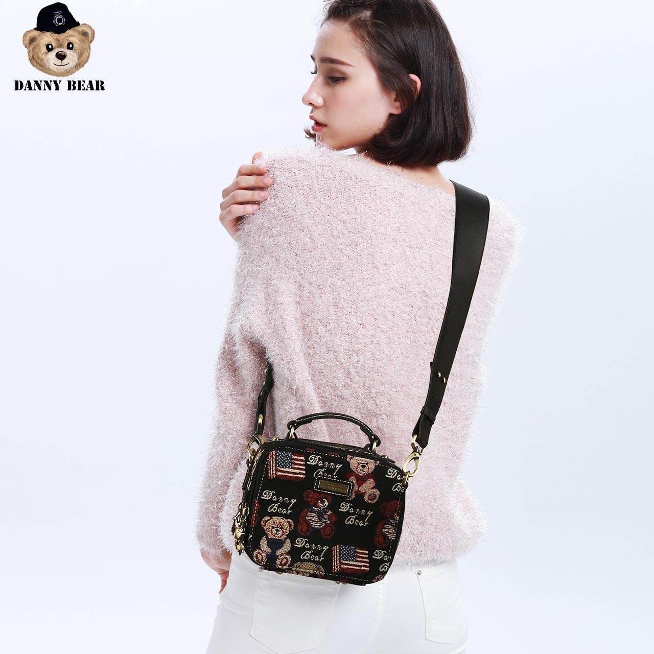 丹尼熊新品2020英伦风女挎包布包 dannybear酷玛仕女士包袋