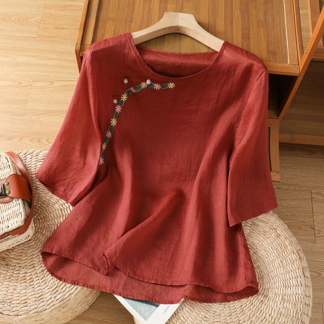 ເສື້ອແຂນຍາວສາມສ່ວນສີ່ຂອງ linen pullover ເທິງ