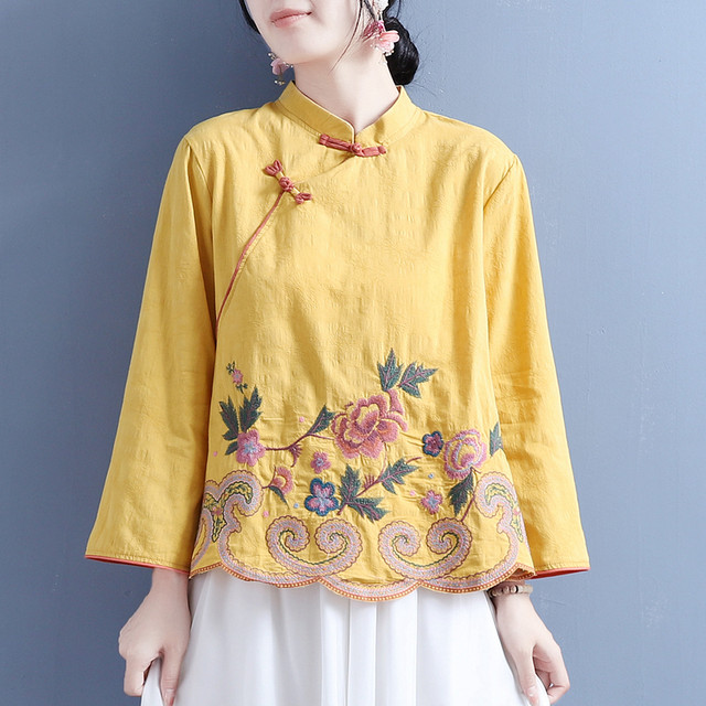 ຜ້າຝ້າຍວັນນະຄະດີ Retro ແລະເສື້ອ linen ປຸ່ມ embroidered ເສື້ອ