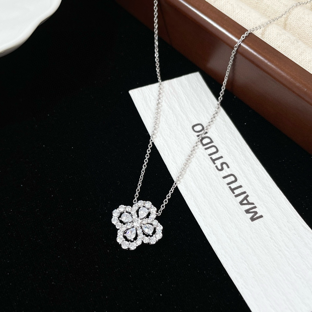 hw四叶草项链女925银loop水滴满钻吊坠轻奢高级名媛幸运草锁骨链 - 图3