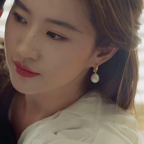 刘亦菲玫瑰的故事同款天然大珍珠耳环无耳洞耳夹法式通勤耳饰女 - 图0