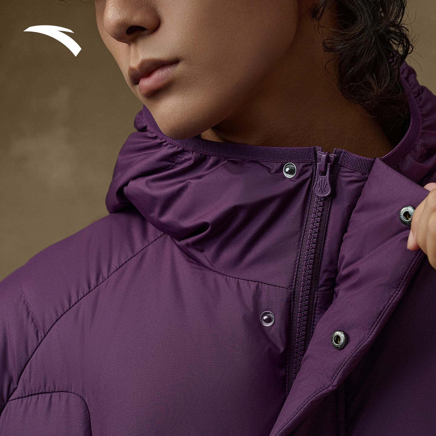 安踏欧文羽绒服男款2025冬季新款官方正品防泼水保暖连帽棉服外套