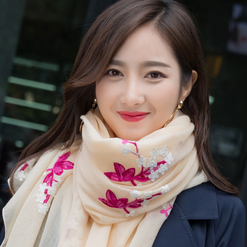 秀奴曼旗舰店夏季新款亚麻韩版百搭时尚民族风防晒围巾女刺绣棉麻丝巾披肩长款0