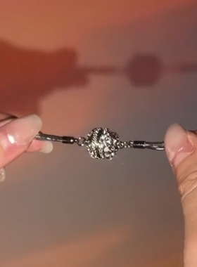 吸引力银色三层叠戴球球项链设计