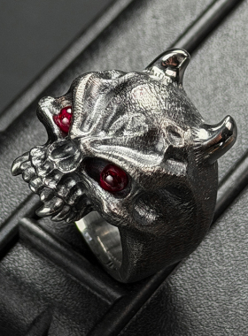 万全行钢火925银骷髅戒指宝石眼