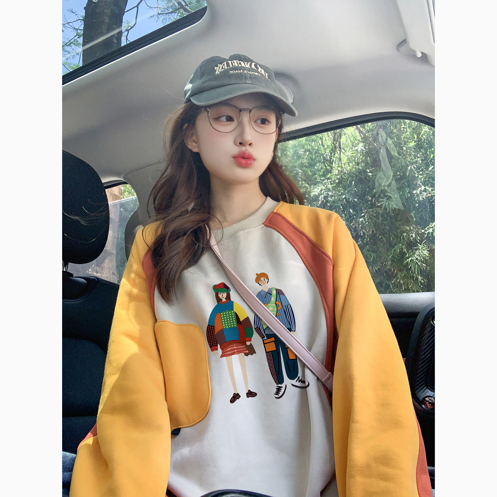 欧货潮牌卡通印花套头卫衣女早秋2025新款宽松慵懒风撞色上衣外套,淘宝优惠券,粉丝福利购,淘宝优惠卷