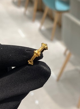 周大福ING系列鸢尾花黄金戒指女