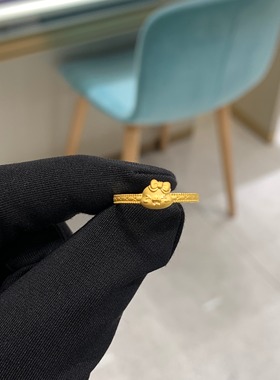 周大福生肖系列蝴蝶结蛇黄金戒指