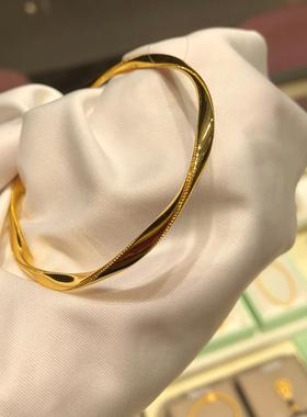 周大福莫比乌斯环实心手镯