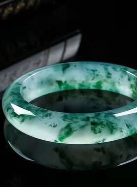 冰透碎飘花阳绿翡翠色石英岩玉手镯女款高冰飘花玉石手镯送妈妈