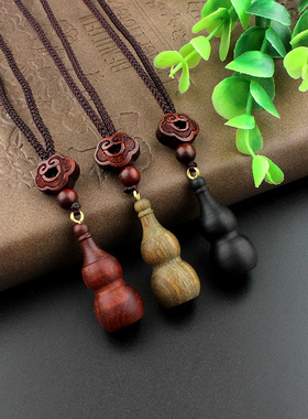 檀木男女嘎乌盒空心可打开挂件