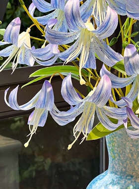 蓝色百合花假花婚礼仿真花绢花摆设客厅婚庆餐桌装饰花艺摆件插花