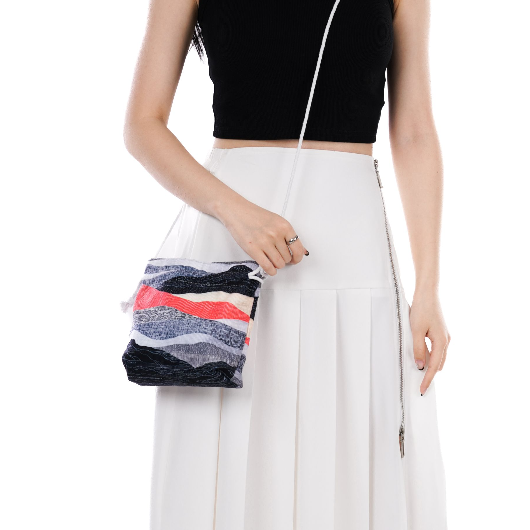 无则艺【长绳福袋包】黑色山峦抽绳小包休闲百搭印花环保轻便学生,淘宝优惠券,粉丝福利购,淘宝优惠卷