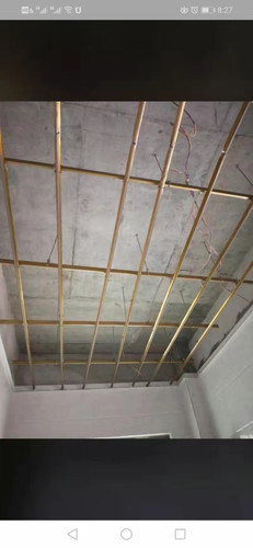 集成吊顶扣板配件三角龙骨龙骨卡扣主龙骨快吊不锈钢吊顶收边条 - 图1