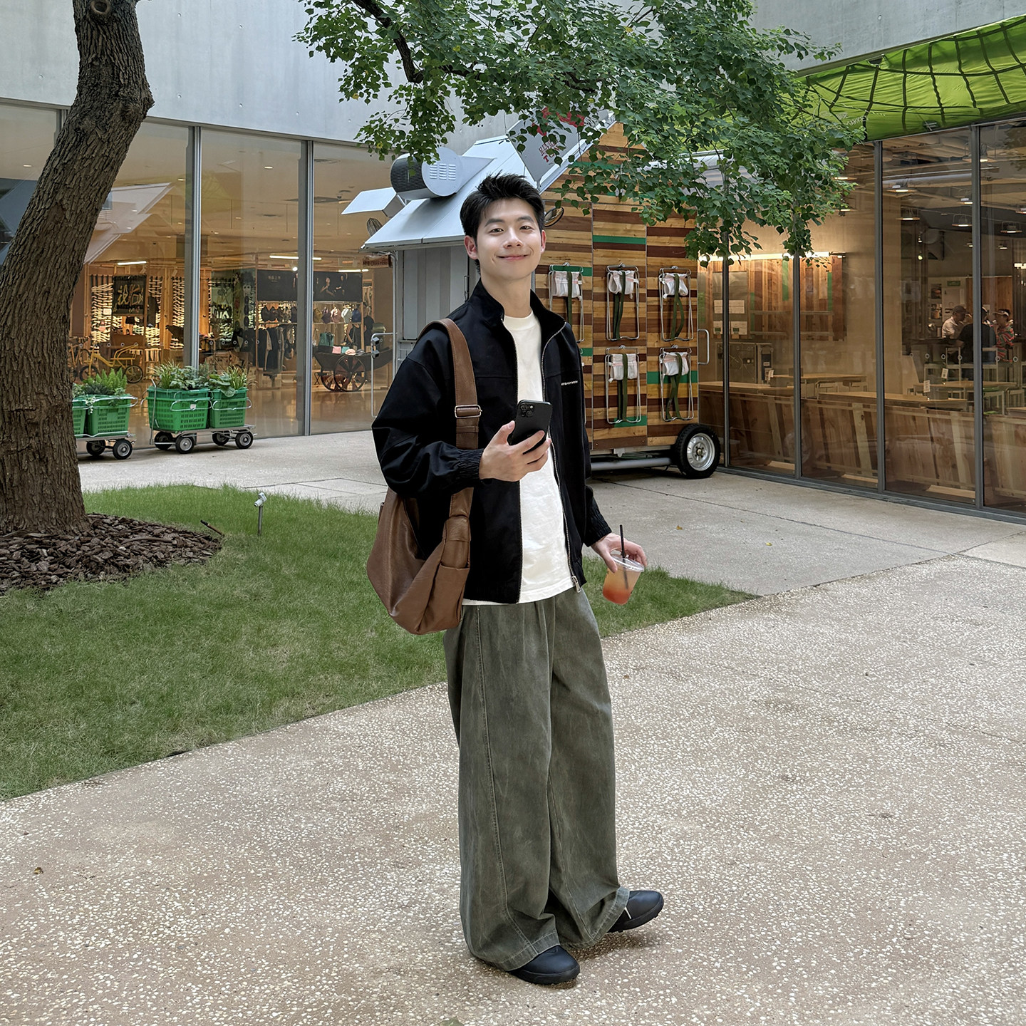 灰绿色直筒垂感多口袋工装休闲裤男生2025新款秋季休闲宽松长裤子,淘宝优惠券,粉丝福利购,淘宝优惠卷