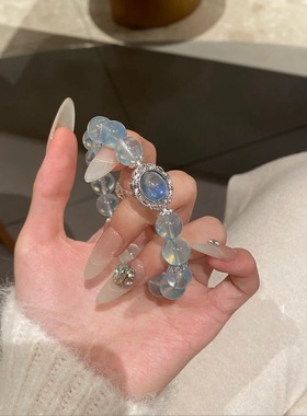 天然海蓝宝手链女款单圈水晶手串送闺蜜礼物小众设计感希洛阁