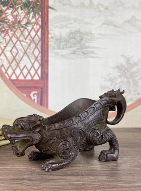 古玩铜器杂项收藏仿古做旧战国龙头酒杯包浆老道家居客厅工艺