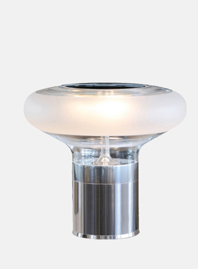 可凡现代床头柜软装饰品组合