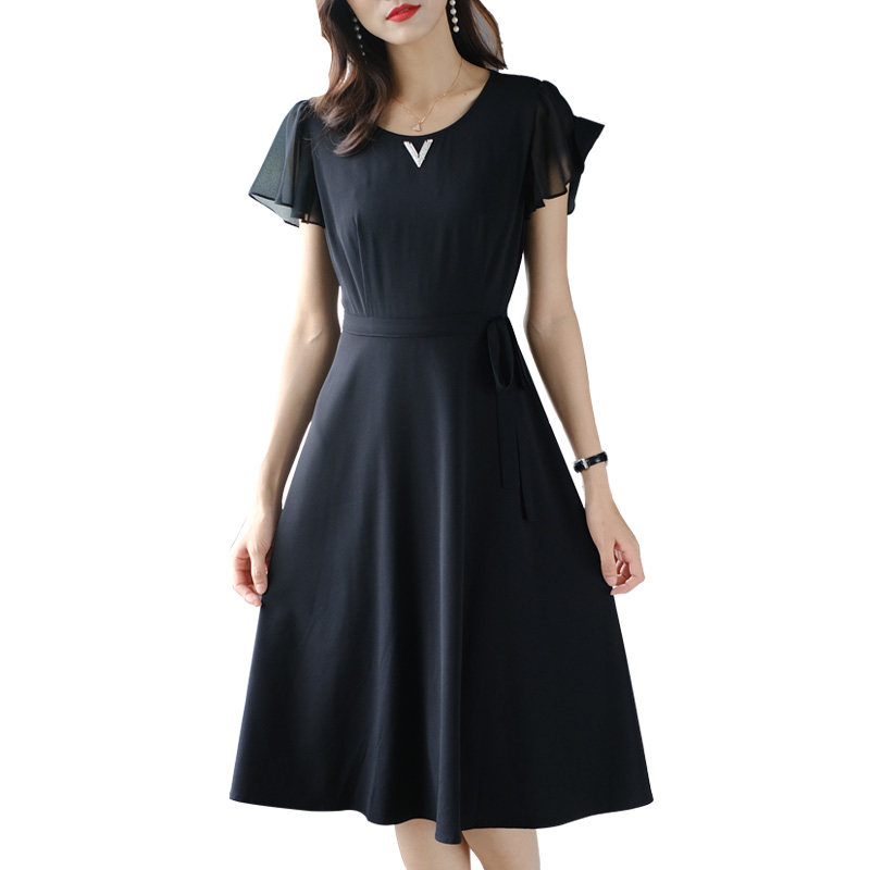  爱朴女装大码女装