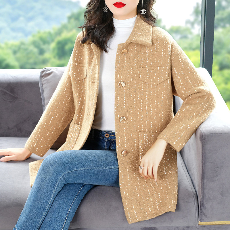 爱朴大码秋装2020年新款微胖mm外套 爱朴女装大码女装