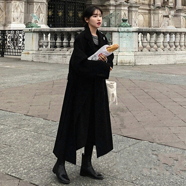 Extra-long ankle woolen coat Van Billen Hepburn style