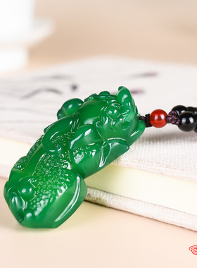 天然的绿玛瑙貔貅吊坠 绿色大号立体貔貅挂件