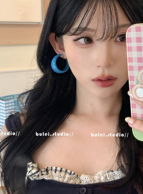 韩系甜美蓝色C型夸张耳环女多巴胺小众设计耳钉耳饰无耳洞耳夹