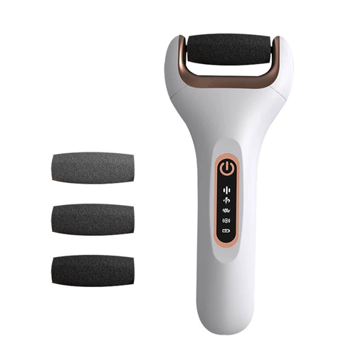 Нога каблука потирает ноги до мертвых кожа
