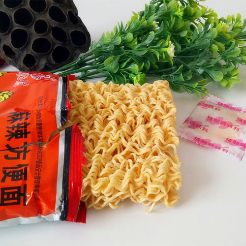 南街村南德干吃面正宗河南特产老北京麻辣干吃香脆面零食整箱30袋 - 图1