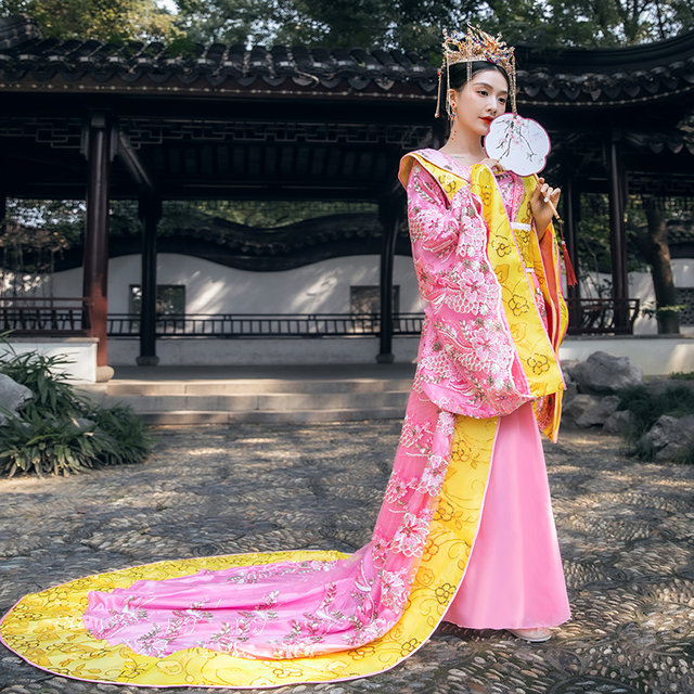 Ancient costume imperial concubine queen princess Han and Tang Dynasty costume tail
