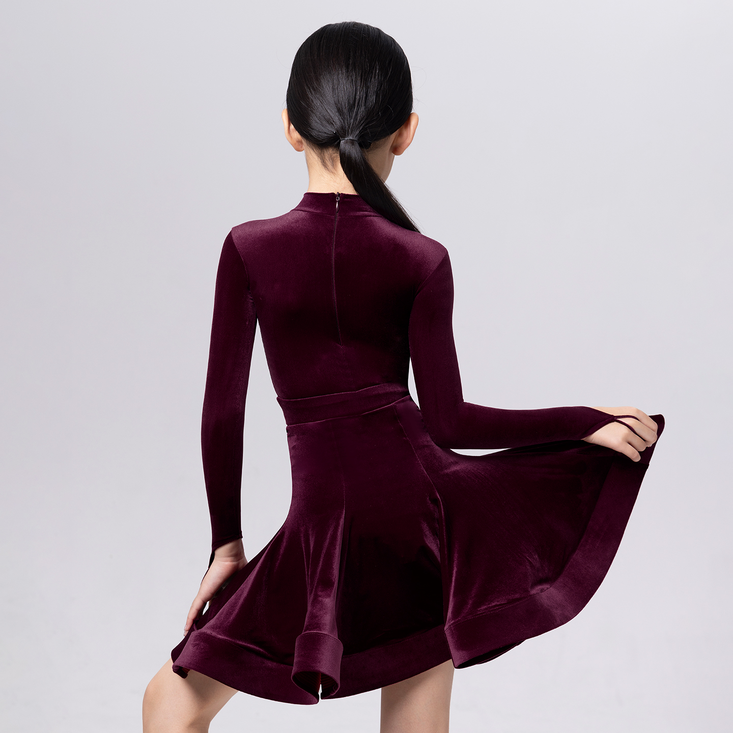 Venny薇妮拉丁舞比赛专用规定服女童超薄丝绒国标考级演出服秋冬 - 图3