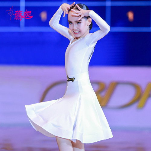 venny薇妮2026新款拉丁舞服女夏进口莱卡专业儿童分体比赛规定服 - 图1