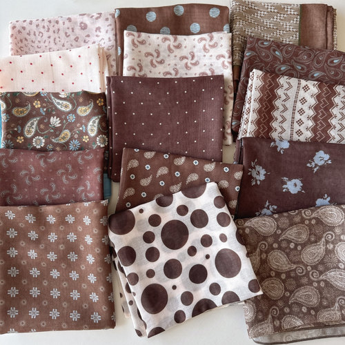 2025秋冬新款时尚百搭装饰包头巾波点小方巾领巾围巾绑腰上女 - 图1