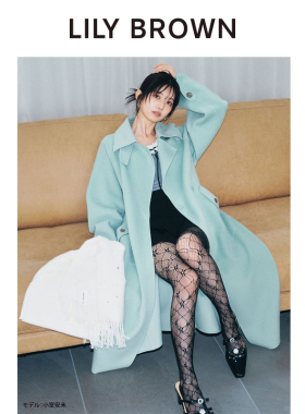 LILYBROWN保暖流苏围巾披肩