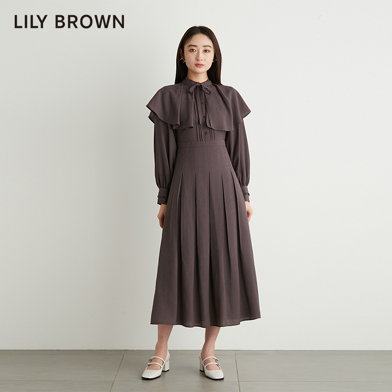 LILY BROWN秋冬款纯色气质荷叶边收腰百褶连衣裙LWFO234274