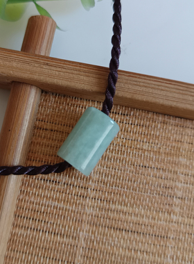 2026新品天然翡翠深绿色玉石项链手工绳颈饰文艺风原创设计玉吊坠