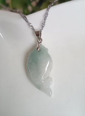 天然A货翡翠飘花冰蓝小鱼玉吊坠