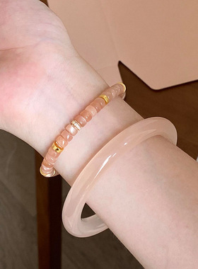 小红书爆款温柔的裸杏色算盘药片串珠手链手串叠戴手镯款一件