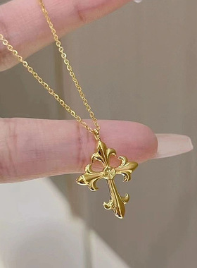 小红书爆款中古十字架锁骨链女2024新款精致金色十字项链一件代发